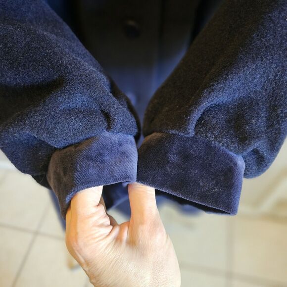 Vintage LC Tailorwear England Wool Swing Coat Navy Blue Girls 10 Velvet trim 60s - Picture 3 of 9